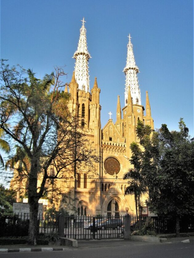 Jakarta_Cathedral_Afternoon