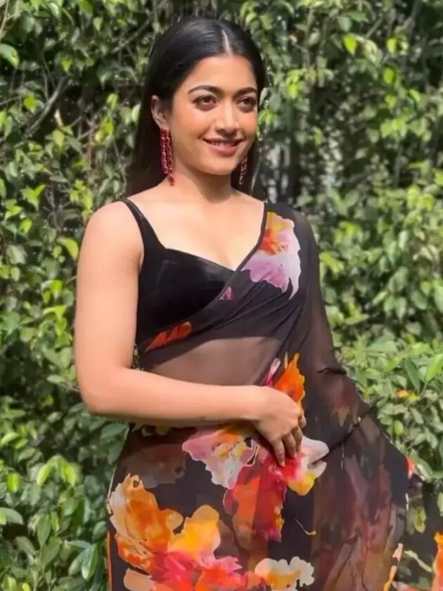 Tollywood-Rashmika-mandenna-black-floral-georgette-saree-LG1764